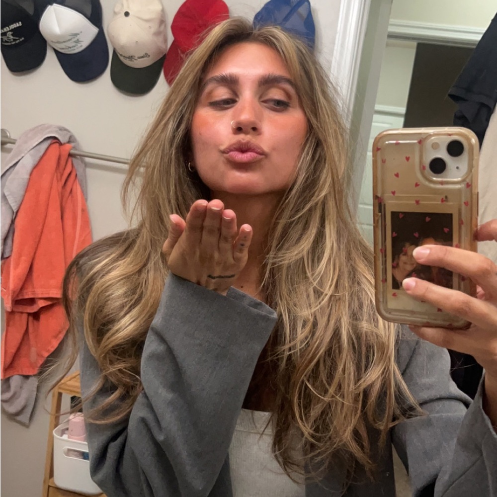 Meet your Posher, Libby